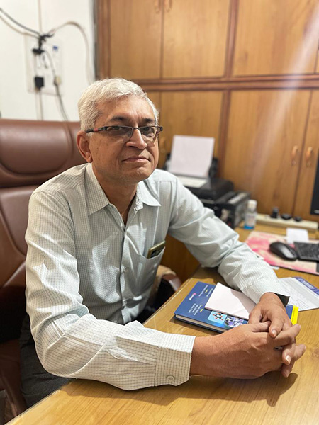 Dr. Harshesh Dave